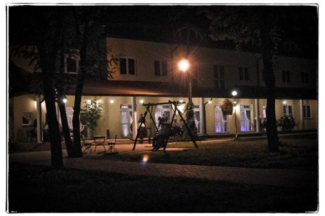 호스텔 Zajazd Tip Top