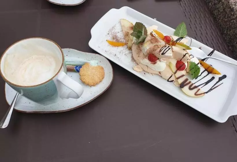 تختخواب و صبحانه Jachtowa Hotel I Restauracja