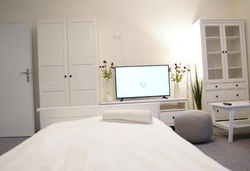 צימר Mcew Studnia