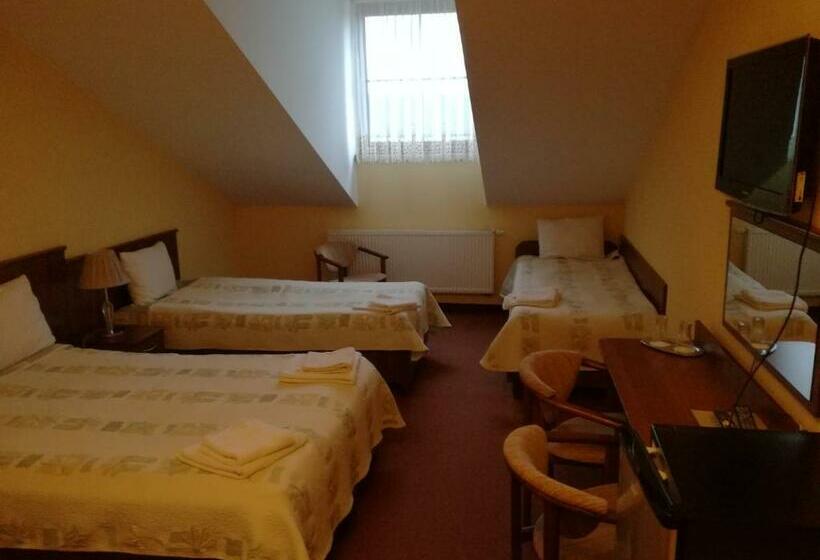 Bed and Breakfast Nasz Dworek