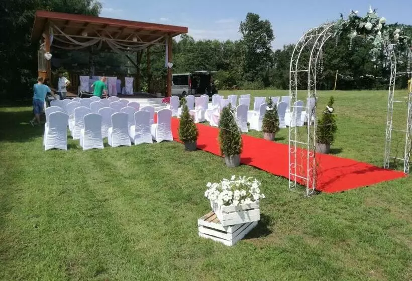 ベッドアンドブレックファースト Nasz Dworek