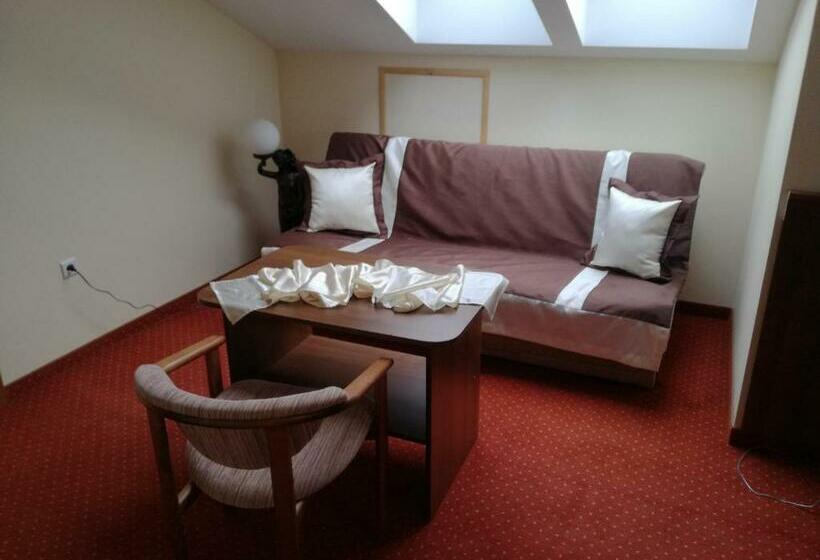 Bed and Breakfast Nasz Dworek