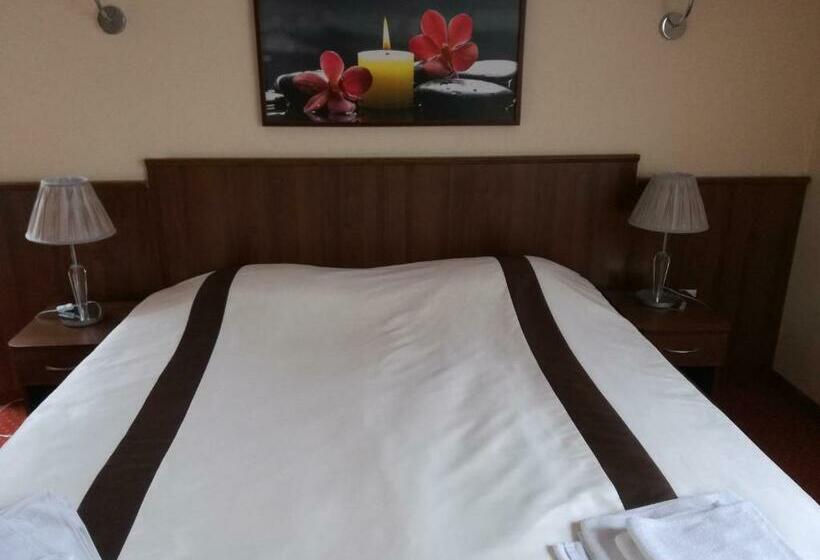 Bed and Breakfast Nasz Dworek