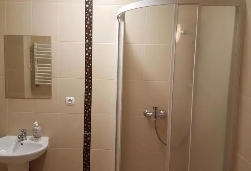 Aamiaismajoitus (B&B) Niezapominajka