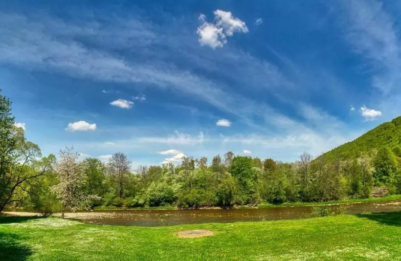 ベッドアンドブレックファースト Połoniny Resort