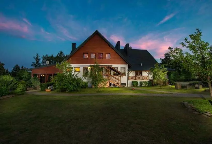 Aamiaismajoitus (B&B) Villa Bezycer