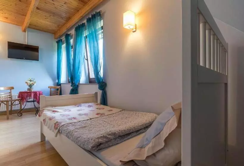 Aamiaismajoitus (B&B) Villa Bezycer