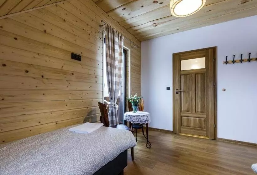 Aamiaismajoitus (B&B) Villa Bezycer