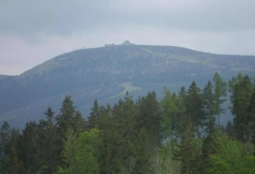 تختخواب و صبحانه Villa Nostalgia