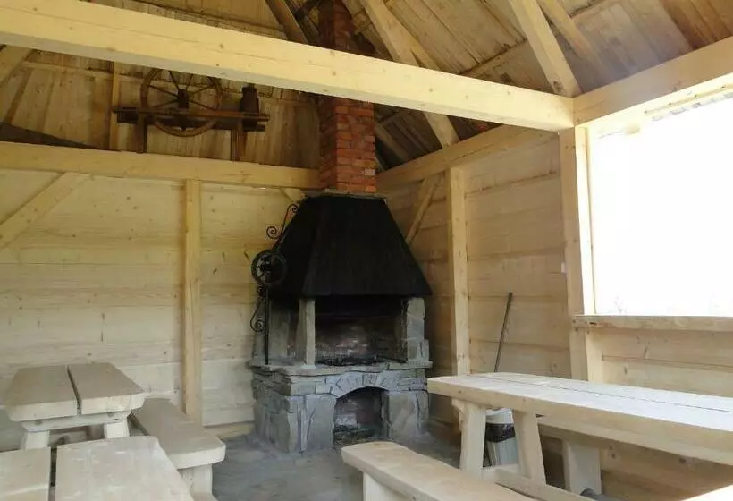 Aamiaismajoitus (B&B) Willa Huragan