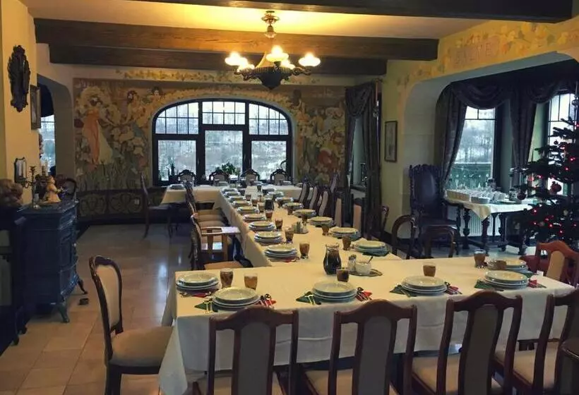 Aamiaismajoitus (B&B) Willa Na Wzgórzu Wandy