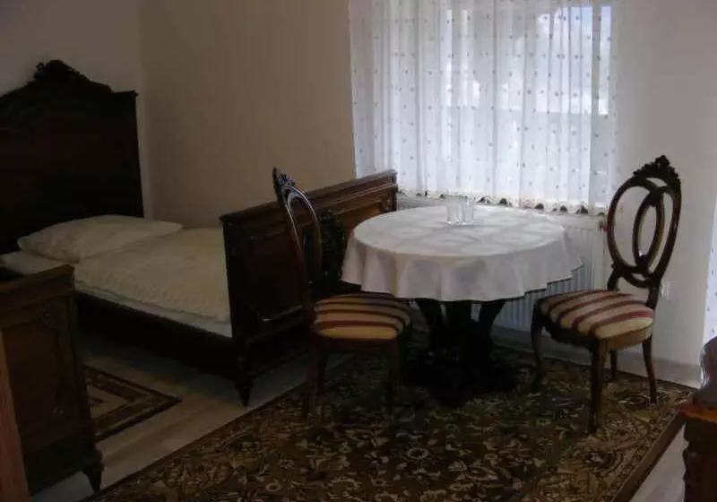 Aamiaismajoitus (B&B) Willa Na Wzgórzu Wandy