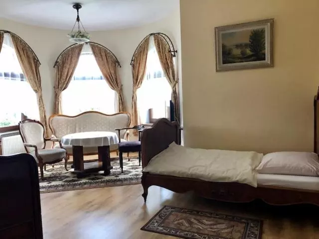 Aamiaismajoitus (B&B) Willa Na Wzgórzu Wandy