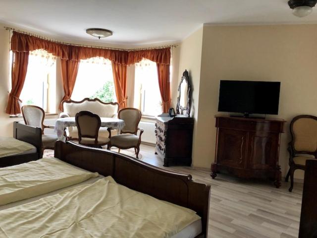 민박 Willa Na Wzgórzu Wandy