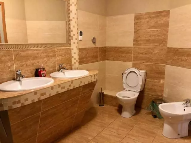 Aamiaismajoitus (B&B) Willa Na Wzgórzu Wandy