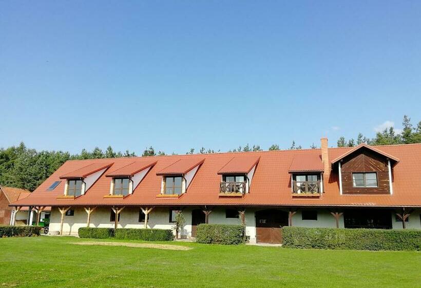 مبيت وإفطار Zajazd Tusinek Grzegorz Winiarek