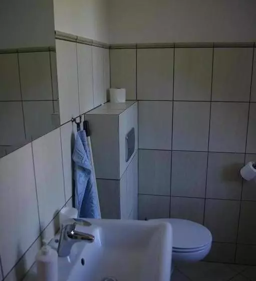 Aamiaismajoitus (B&B) Zamek W Czernej