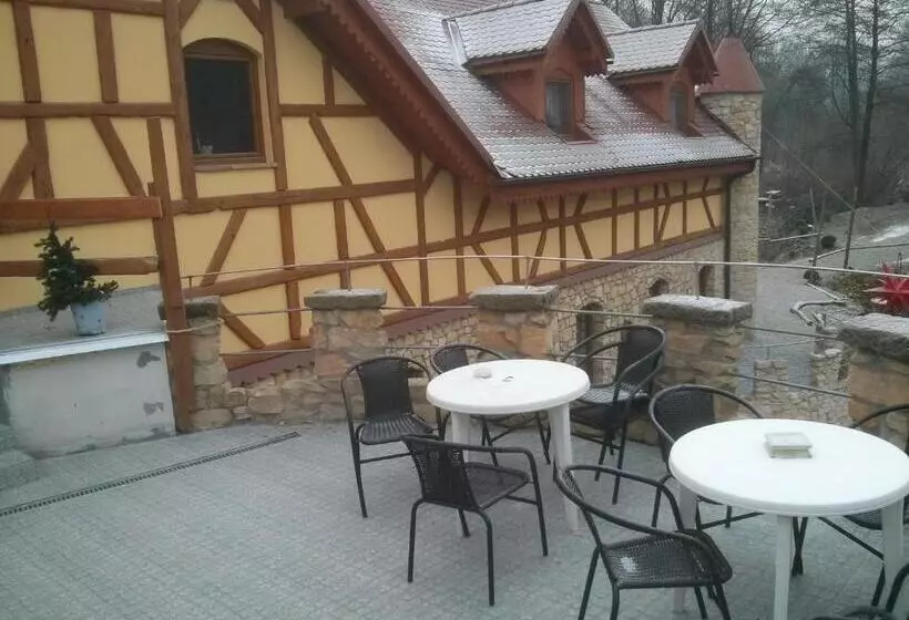 ベッドアンドブレックファースト Zbójna Debra