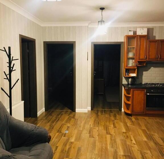 Hostel Lagoya Z Restauracją