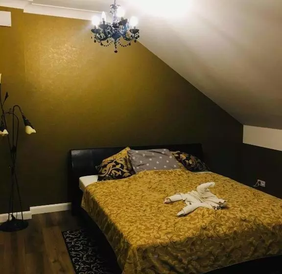 Hostel Lagoya Z Restauracją