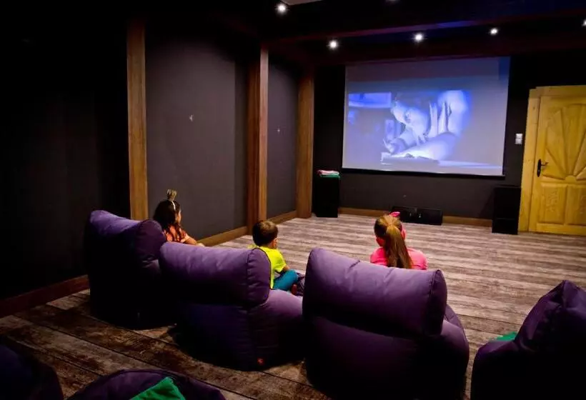 Hotelli Bacówka Radawa & Spa