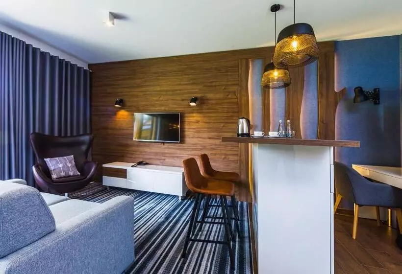 Hotelli Bacówka Radawa & Spa