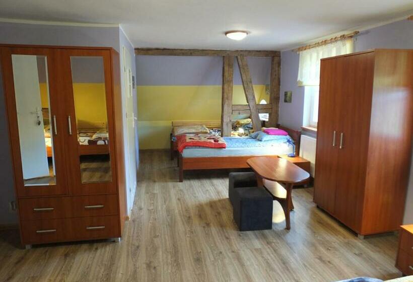 호텔 Dwór Klewiny