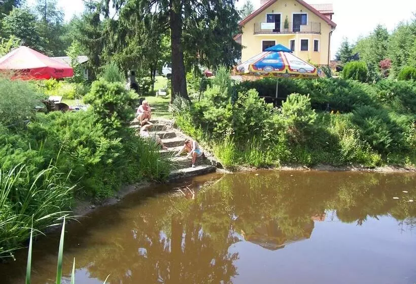 ホテル Gosciniec Nad Stawem