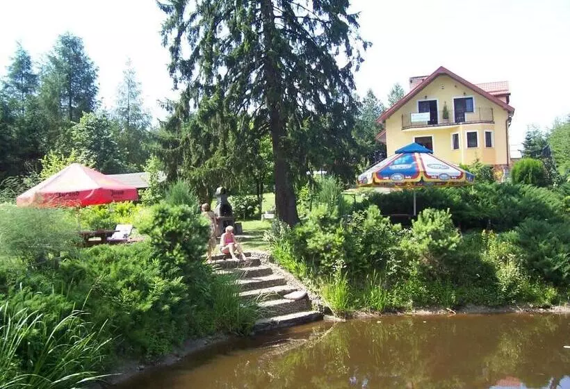 ホテル Gosciniec Nad Stawem