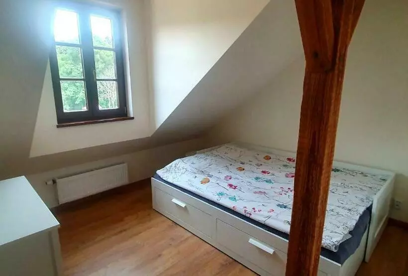Hotelli Gospodarstwo Nad Jeziorem