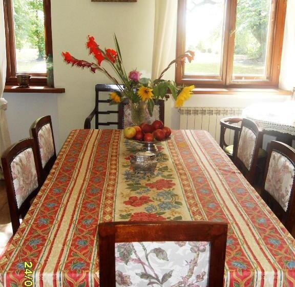 호텔 Kasztelania Pod Lipami