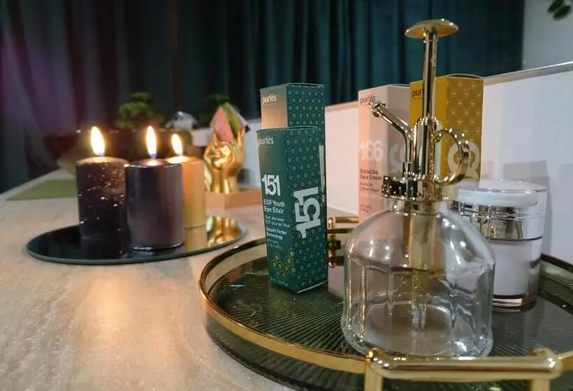 ホテル Korona Palace