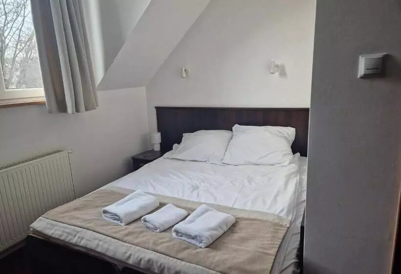 ホテル Korona Palace