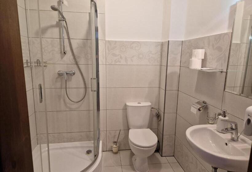 Отель Korona Palace