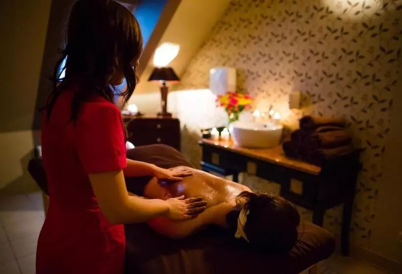 Hotelli Ognisty Ptak