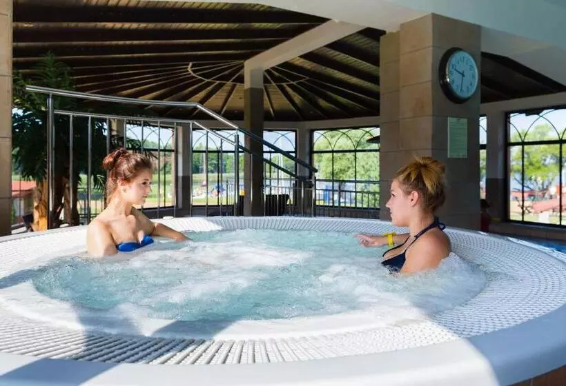 Hotelli Ognisty Ptak