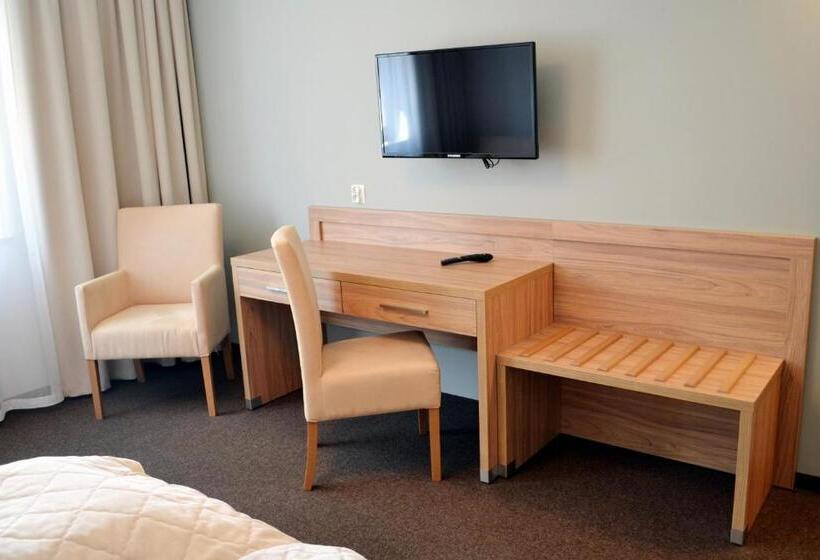 پانسیون Parkowa 3