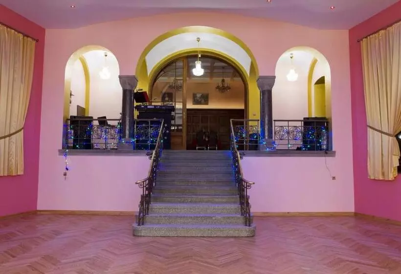 ペンション Villa Bergera