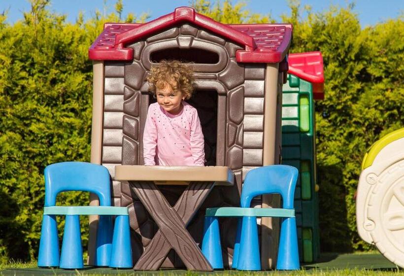 Majatalo Villa Konwalia