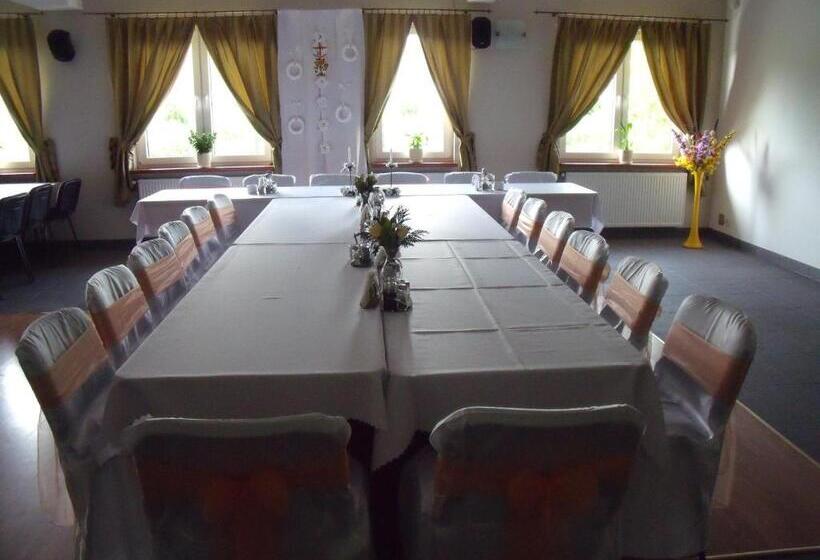 منتجع Willa Helvetia Wellness & Spa