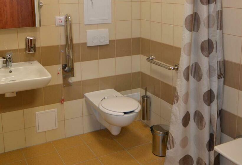 Spokój Restauracja I Motel