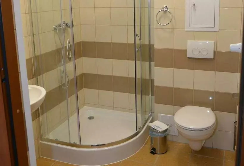 Spokój Restauracja I Motel