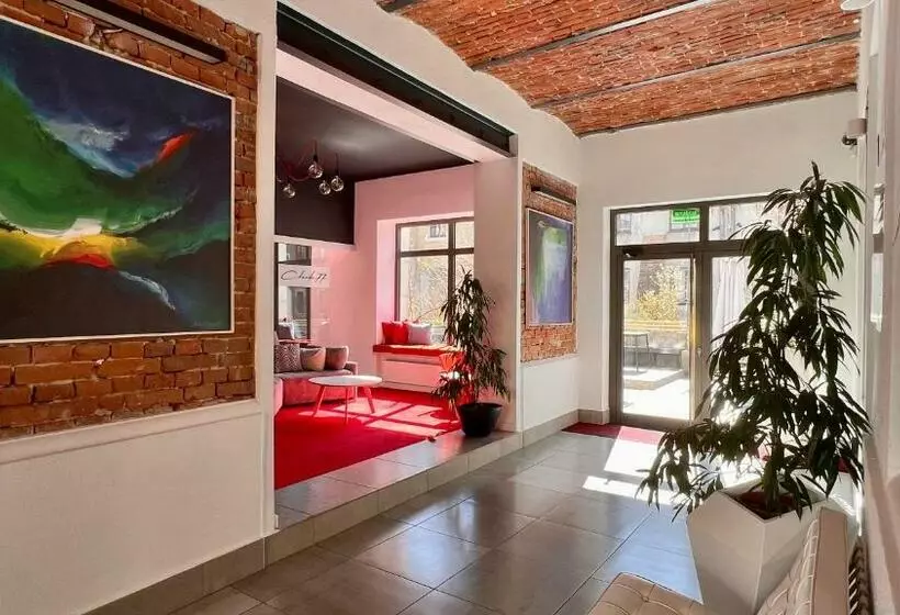 ユースホステル 77