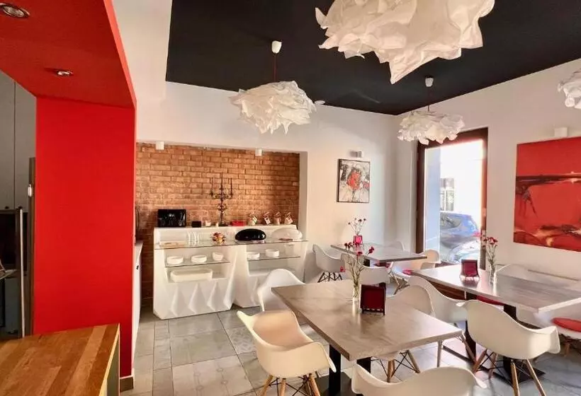 ユースホステル 77