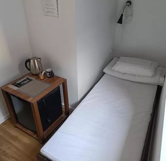 هاستل Blues Rooms