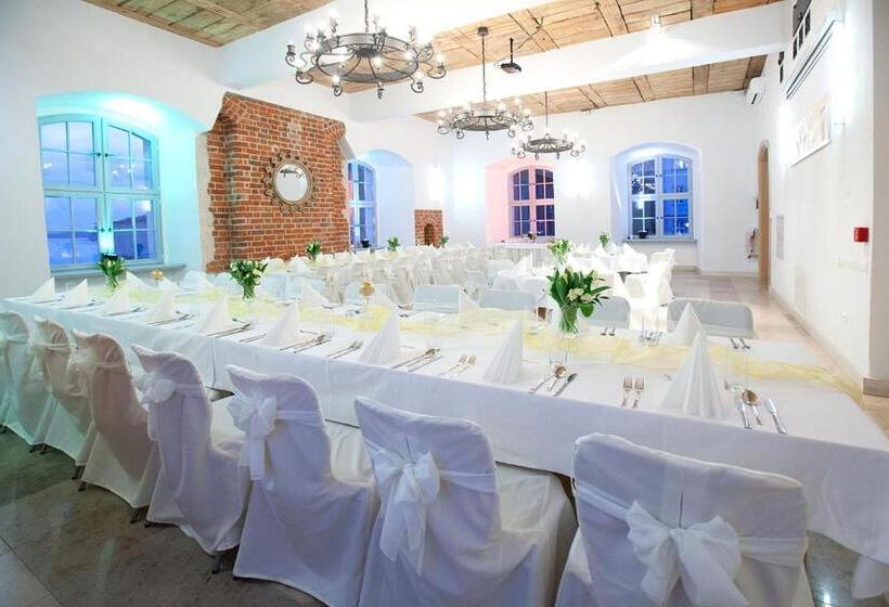 Общежитие Centrum Konferencyjne Zamek