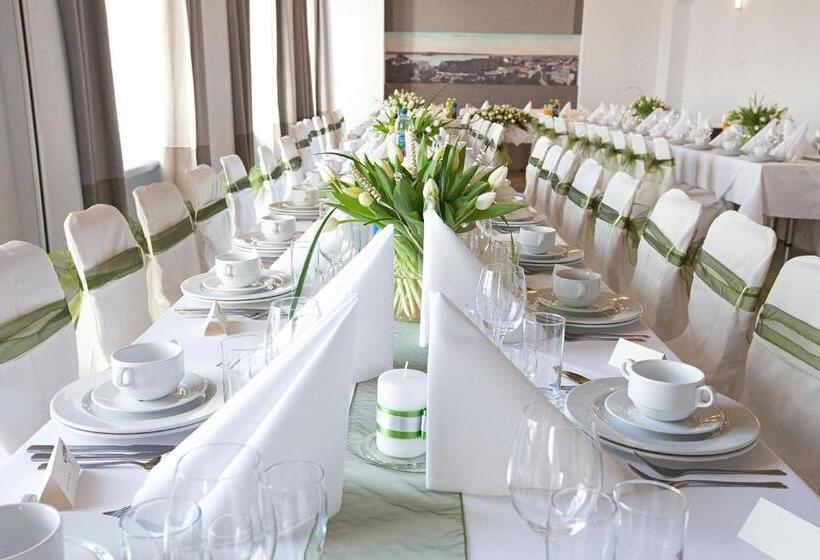 Общежитие Centrum Konferencyjne Zamek