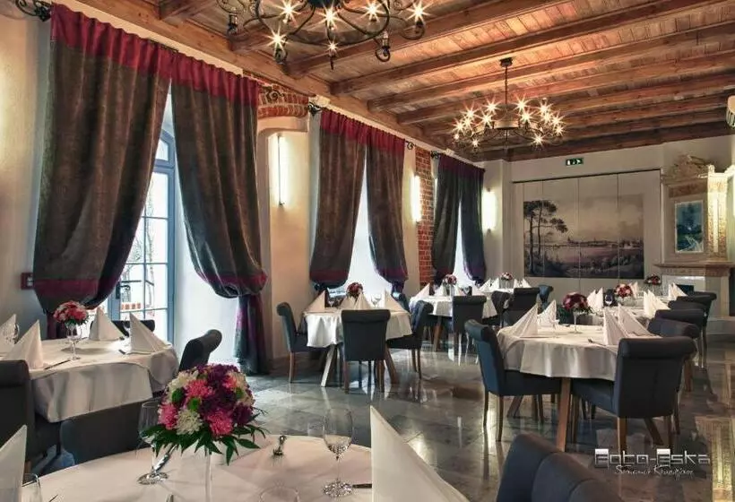 Retkeilymaja Centrum Konferencyjne Zamek