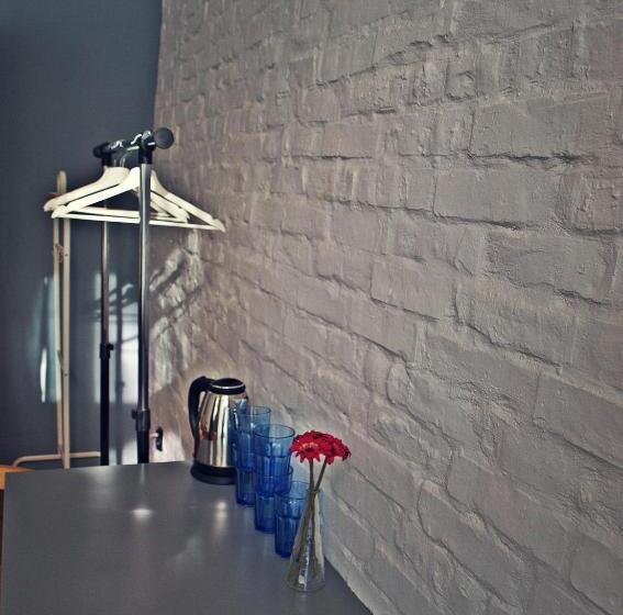 הוסטל Kaktus Guest House