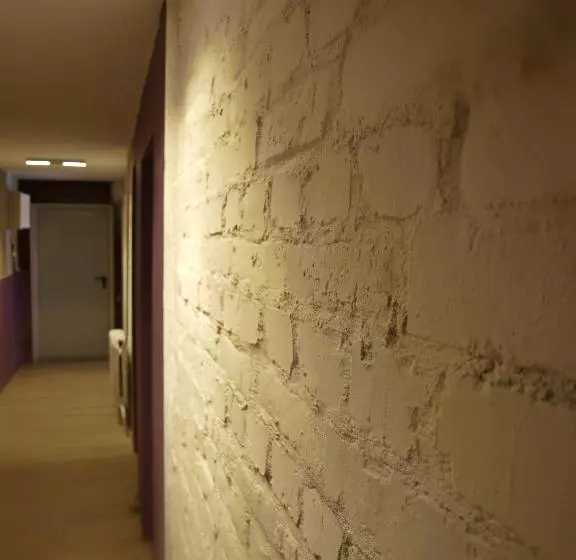 Retkeilymaja Kaktus Guest House
